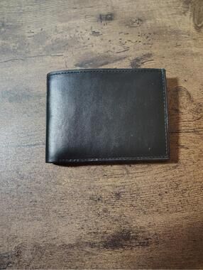 Black Leather Wallet With Photo Covers